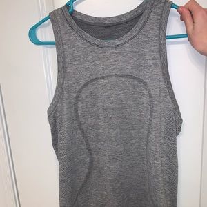 LULULEMON swiftly relaxed tank - size 4 grey
